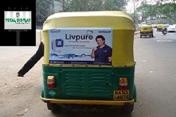 Combined Benefits Of Auto Rickshaw Advertising & Hoarding Advertising